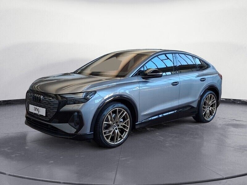 Grau Gebraucht 2022 Audi Q4 Sportback e-tron Ambiente SUV | 37.920 € (Superpreis) - Bild 1/4