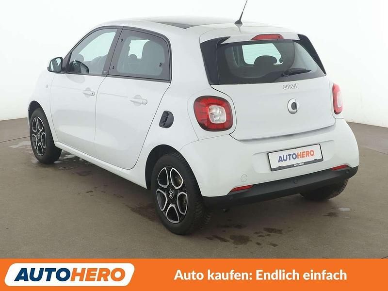 Gebraucht Smart ForFour Prime 90 PS (66 kW) 2019 Weiß Kleinwagen