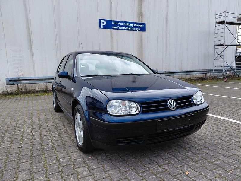 Blau Gebraucht 2003 VW Golf IV Ocean Limousine | 3.399 € (Etwas zu teuer) - Bild 1/4