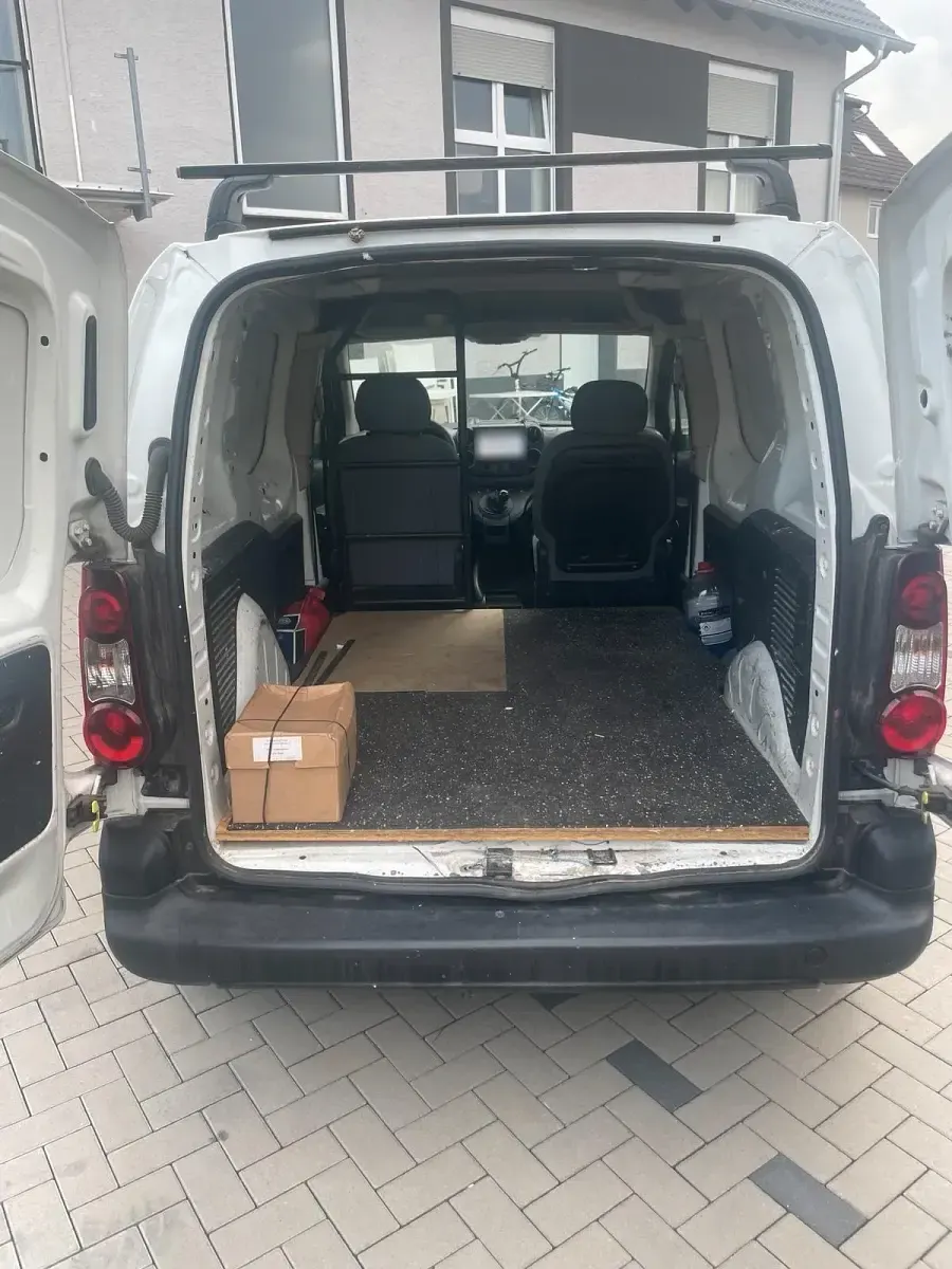 Gebraucht Peugeot Partner 75 PS (55 kW) 2013 Weiß Van / Kleinbus