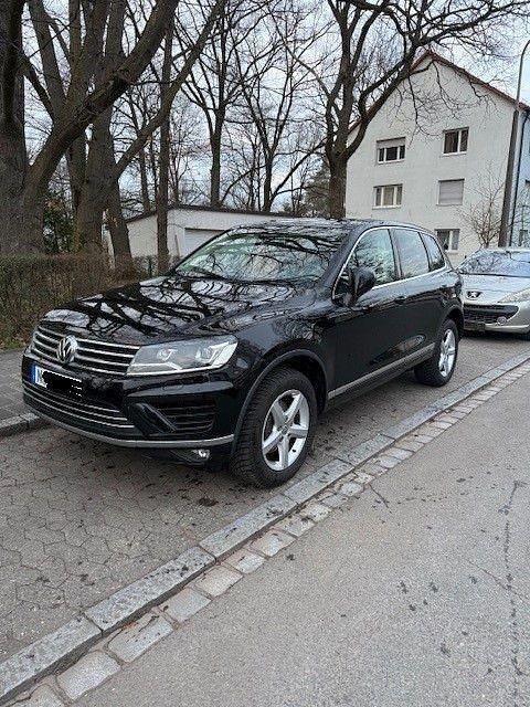 Gebraucht VW Touareg 204 PS (150 kW) 2015 Schwarz SUV