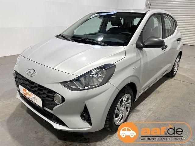 Gebraucht Hyundai i10 67 PS (49 kW) 2021 Silber Kleinwagen