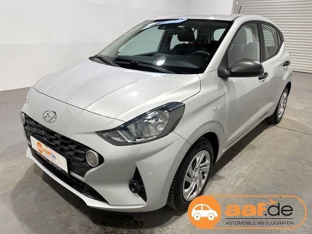 Silber Gebraucht 2021 Hyundai i10 Kleinwagen | 11.450 € (Guter Preis) - Bild 1/4