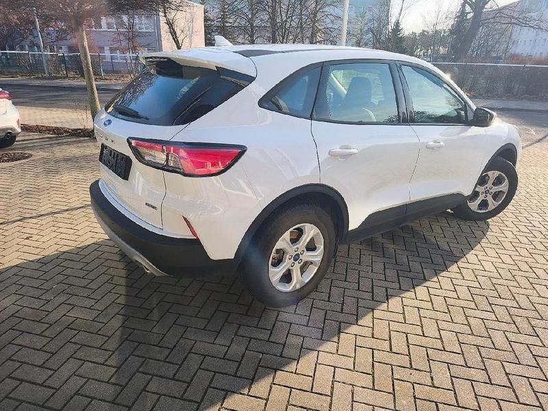 Gebraucht Ford Kuga Cool & Connect 224 PS (164 kW) 2023 Frostweiß SUV