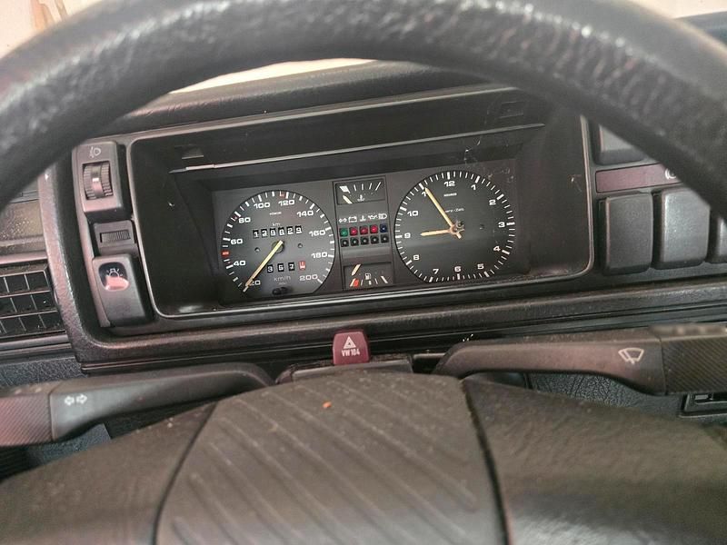 Gebraucht VW Golf II 70 PS (51 kW) 1990 Rot Kleinwagen