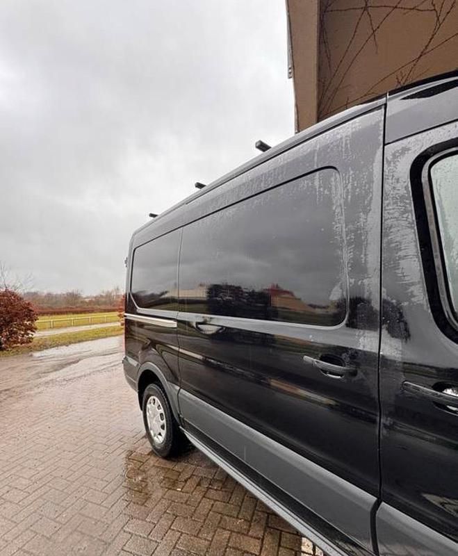 Gebraucht Ford Transit 231 PS (169 kW) 2017 Schwarz Van / Kleinbus