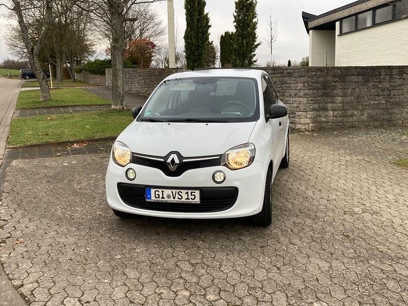 Gebraucht Renault Twingo Life 69 PS (50 kW) 2018 Crystal weiss Kleinwagen