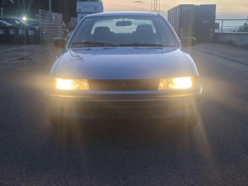 Gebraucht Mitsubishi Lancer 90 PS (66 kW) 1991 Blau Limousine