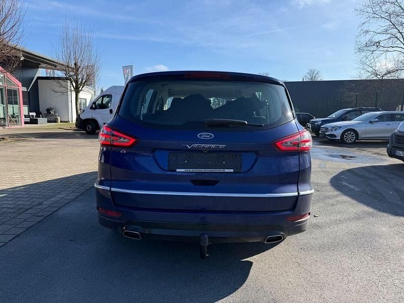 Second-hand Ford S-MAX Vignale 209 CP (153 kW) 2017 Albastru Monovolum