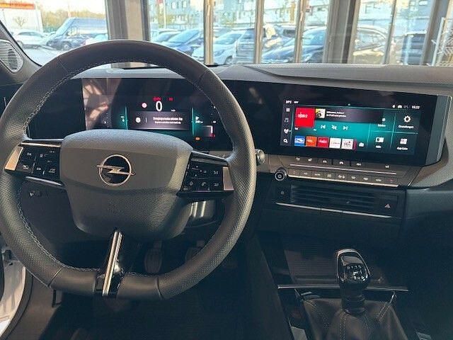 Neu Opel Astra 131 PS (96 kW) 2025 Weiß Limousine