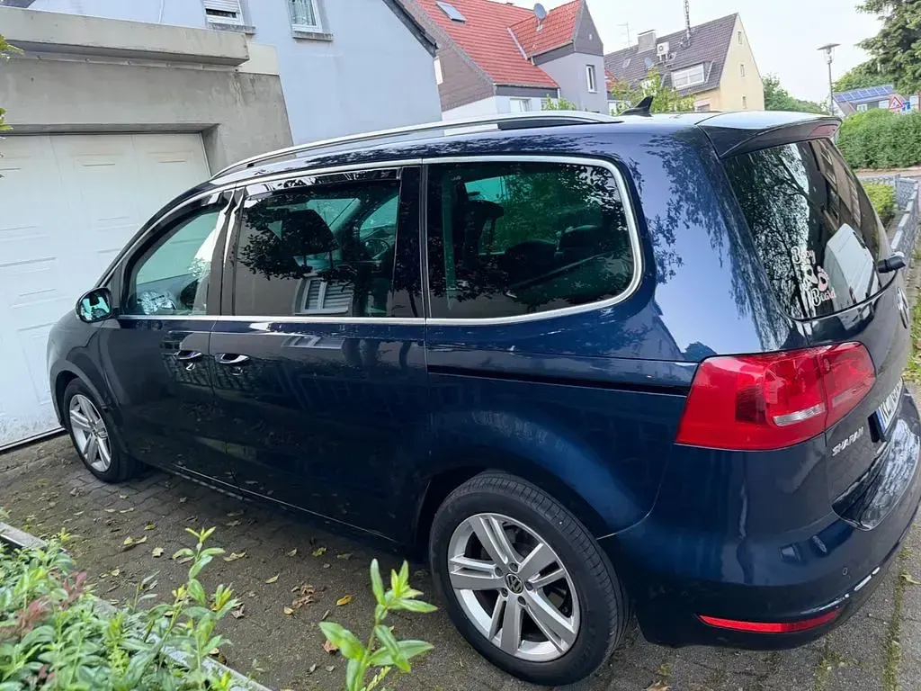 Gebraucht VW Sharan Highline 140 PS (102 kW) 2011 Blau Van / Kleinbus