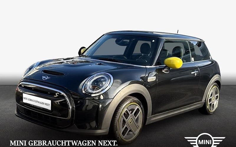 Gebraucht Mini Cooper Essential 135 kW (184 PS) 2023 Schwarz Kleinwagen