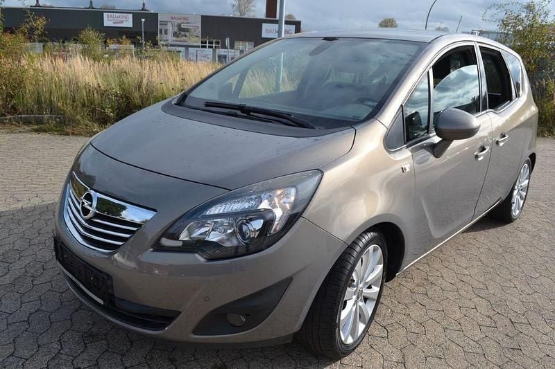 Grau Gebraucht 2011 Opel Meriva Innovation Van / Kleinbus | 3.999 € (Superpreis) - Bild 1/4