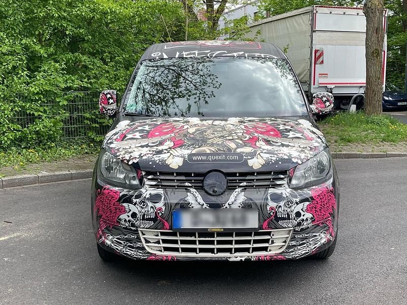 Andere farben Gebraucht 2011 VW Caddy Van / Kleinbus | 5.199 € (Superpreis) - Bild 1/4