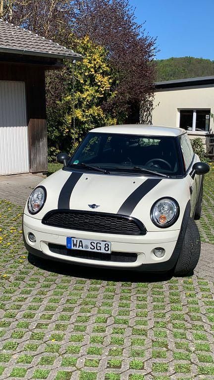 Beige Gebraucht 2010 Mini ONE Kleinwagen | 3.500 € (Guter Preis) - Bild 1/4