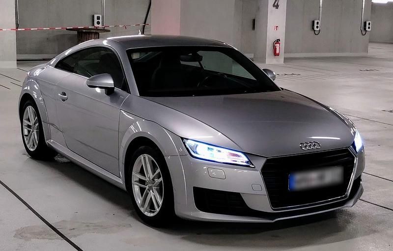 Gebraucht Audi TT Sport 179 PS (131 kW) 2016 Silber Coupé