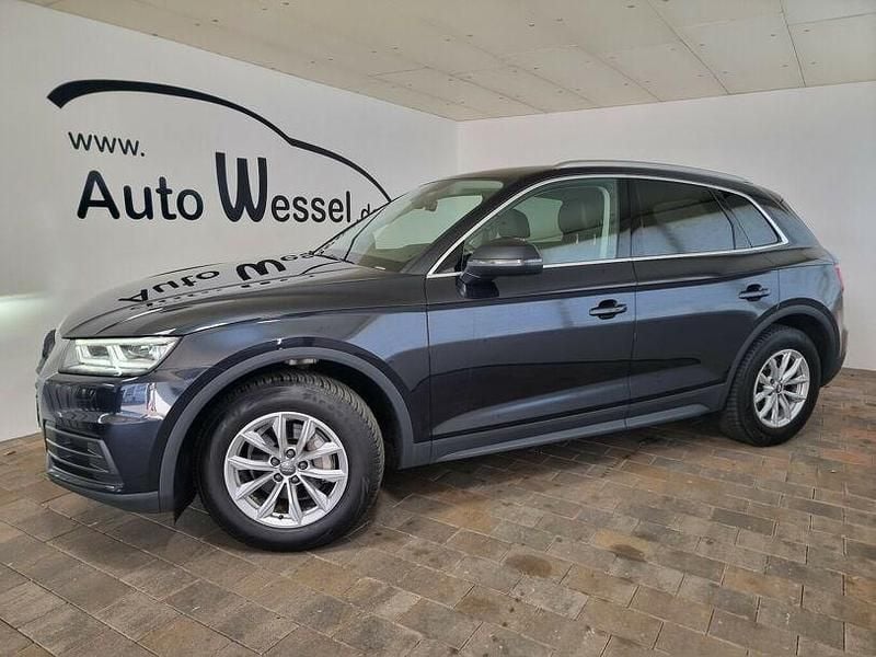 Gebraucht Audi Q5 Comfort 150 PS (110 kW) 2019 Moonshine blue metallic (metallic) SUV