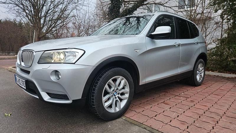 Silber Gebraucht 2012 BMW X3 Sport Line SUV | 12.100 € (Fairer Preis) - Bild 1/4