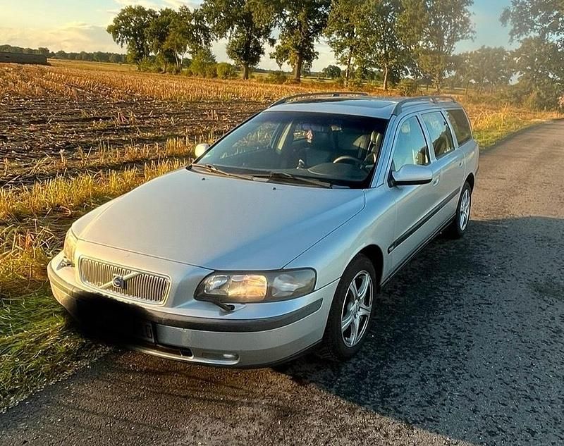 Gebraucht Volvo V70 200 PS (147 kW) 2000 Silber Kombi