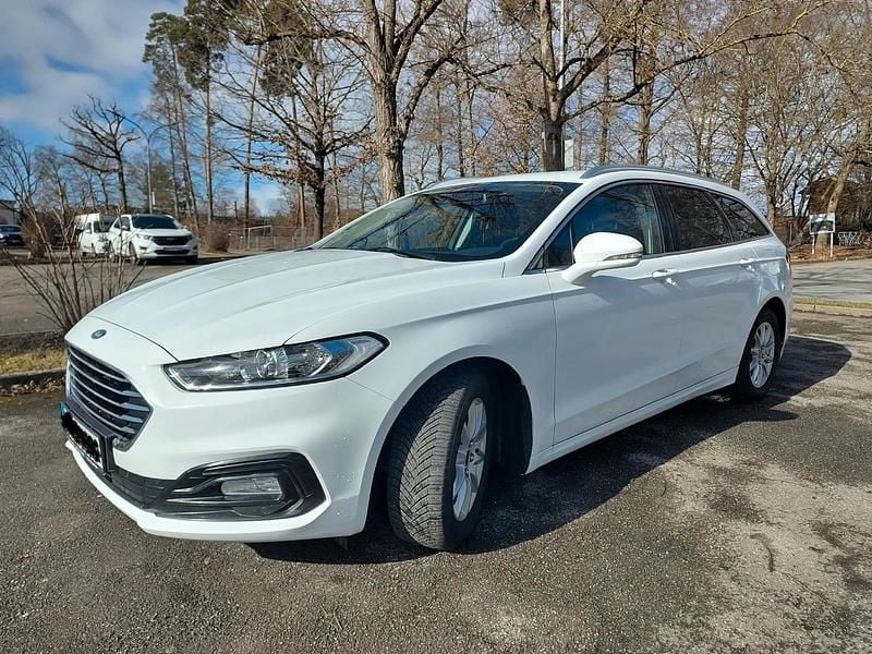 Gebraucht Ford Mondeo 150 PS (110 kW) 2020 Weiß Kombi