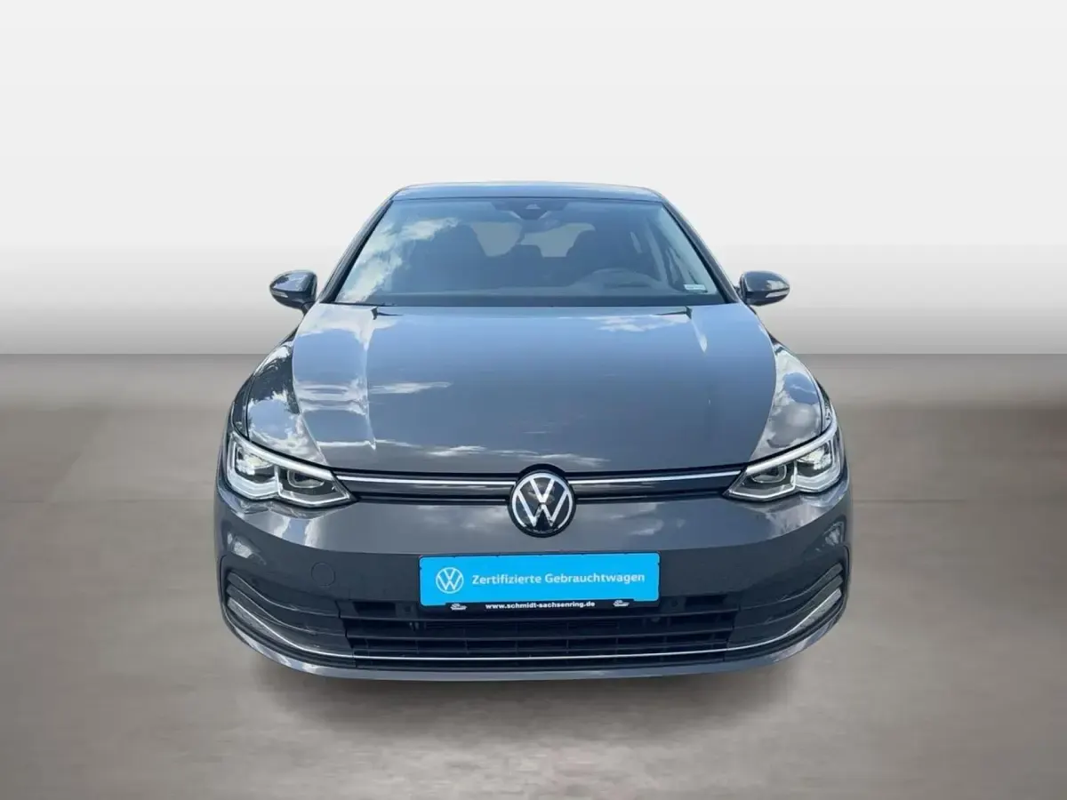 Gebraucht VW Golf VIII Active 150 PS (110 kW) 2022 Grau Limousine