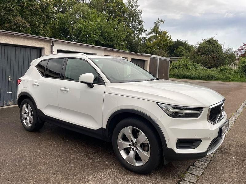 Weiß Gebraucht 2018 Volvo XC40 SUV | 23.500 € (Guter Preis) - Bild 1/4