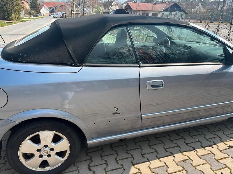 Gebraucht Opel Astra Cabriolet 128 PS (94 kW) 2004 Grau Cabrio