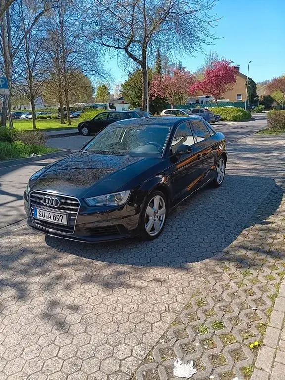 Używany Audi A3 Design 110 KM (80 kW) 2016 Czarny Sedan/Limuzyna