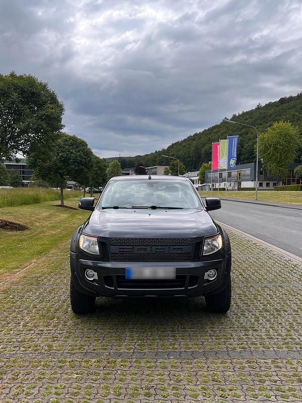 Gebraucht Ford Ranger XLT 150 PS (110 kW) 2013 Grau Pickup