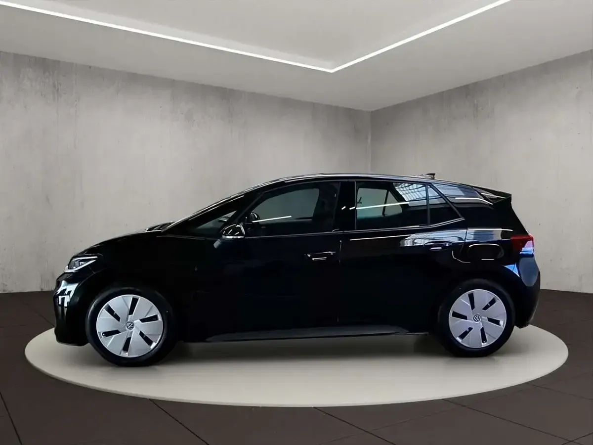 Neu VW ID.3 Trendline 125 kW (170 PS) 2026 Grenadillschwarz metallic Kleinwagen