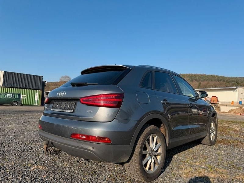 Gebraucht Audi Q3 140 PS (102 kW) 2014 Grau SUV