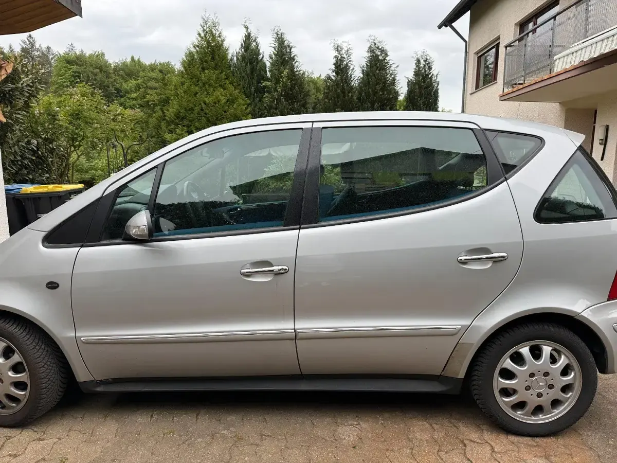 Używany Mercedes A170 95 KM (69 kW) 2003 Szary Hatchback