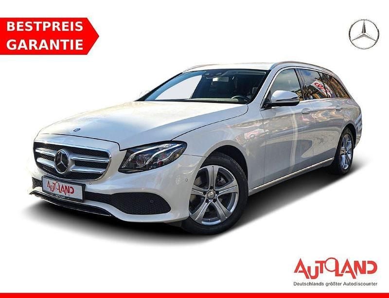Weiß Gebraucht 2018 Mercedes E200 Avantgarde Kombi | 24.990 € (Fairer Preis) - Bild 1/4