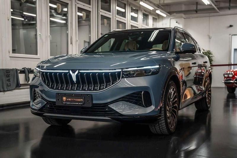 Gebraucht Voyah Free 489 PS (359 kW) 2024 Grau SUV