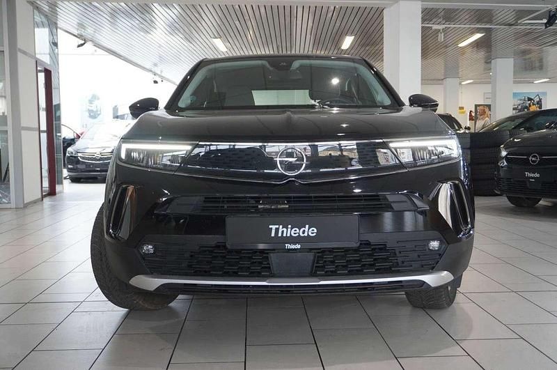 Gebraucht Opel Mokka-e Elegance 100 kW (136 PS) 2022 Diamant schwarz metallic SUV