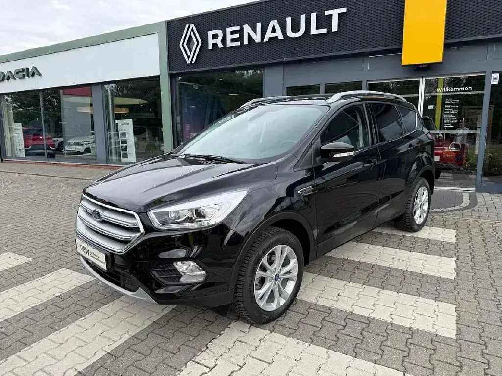 Gebraucht Ford Kuga Titanium 150 PS (110 kW) 2020 Schwarz SUV