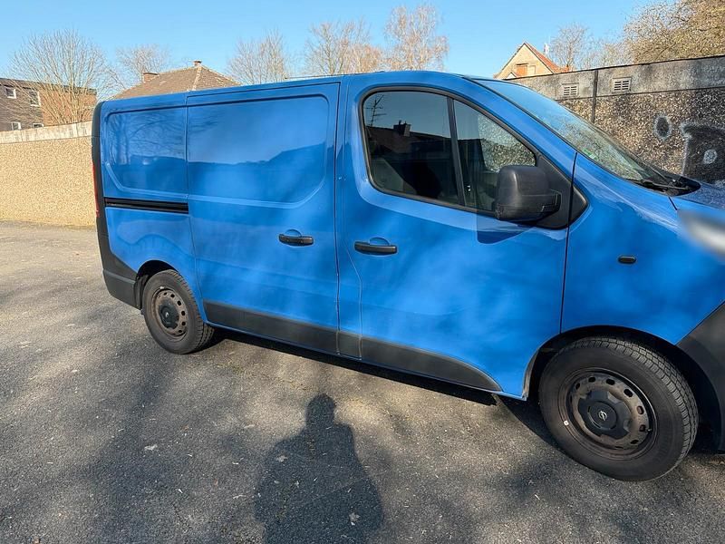 Gebraucht Opel Vivaro 116 PS (85 kW) 2016 Blau Van / Kleinbus