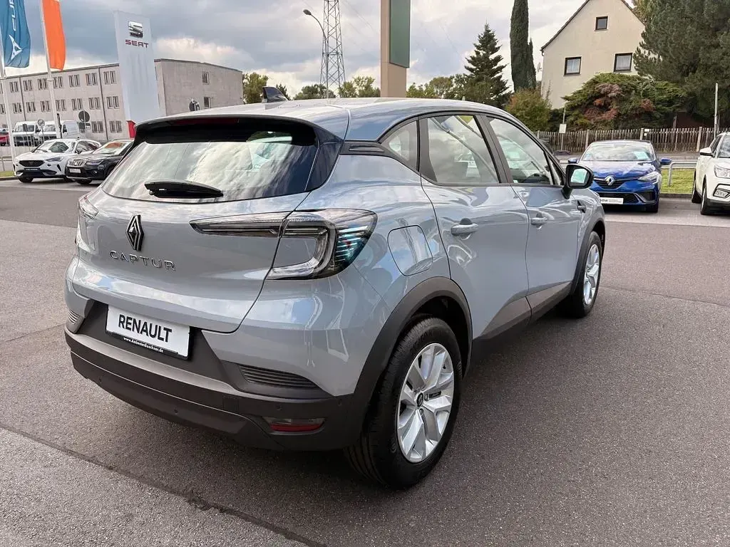 Gebraucht Renault Captur Evolution 91 PS (66 kW) 2025 Grau SUV