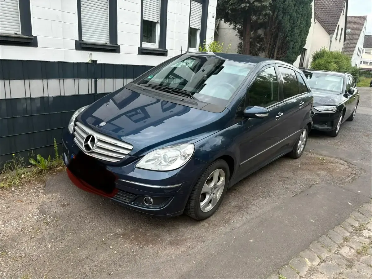 Gebraucht Mercedes B200 193 PS (141 kW) 2007 Blau Van / Kleinbus