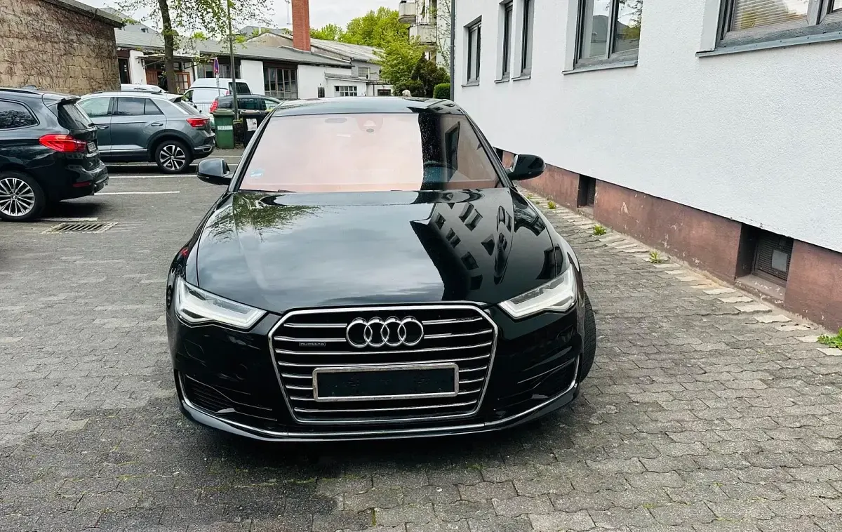 Gebraucht Audi A6 218 PS (160 kW) 2015 Schwarz Limousine