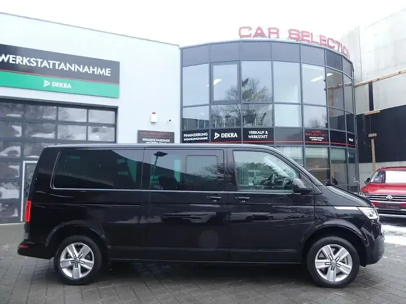 Używany VW Caravelle 204 KM (150 kW) 2023 Czarny Van