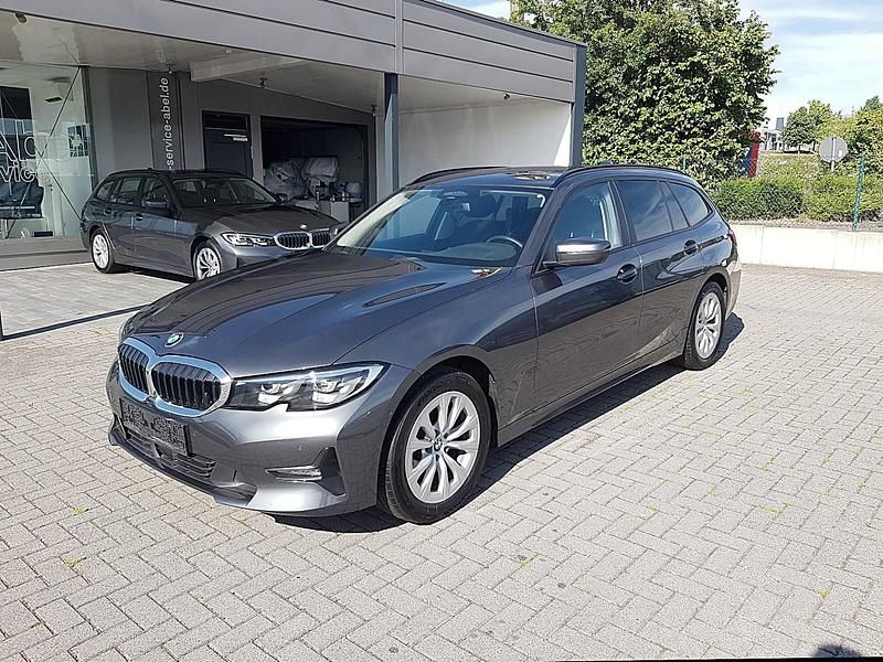 Gebraucht BMW 320 Advantage 190 PS (139 kW) 2020 Mineralgraumetallic