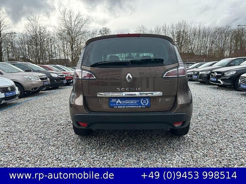 Gebraucht Renault Scénic III Bose Edition 131 PS (96 kW) 2016 Mokkabraun Van / Kleinbus