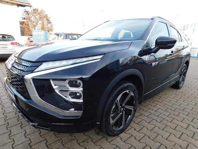 Gebraucht Mitsubishi Eclipse Cross Plus 98 PS (72 kW) 2024 Pantherschwarz (p) SUV