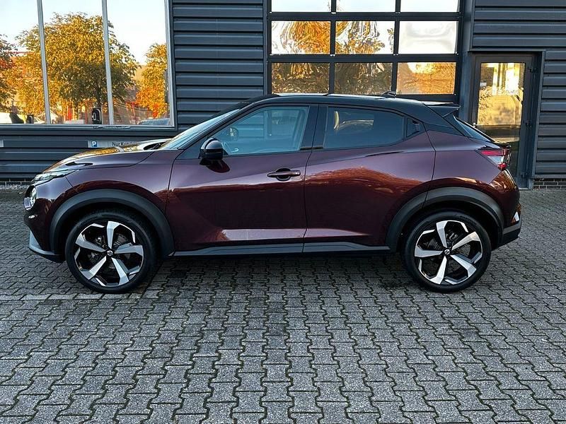 Burgundy Gebraucht 2020 Nissan Juke Acenta SUV | 16.990 € (Fairer Preis) - Bild 1/4
