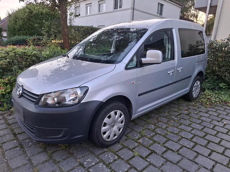 Usata VW Caddy 102 CV (75 kW) 2012 Grigio Monovolume