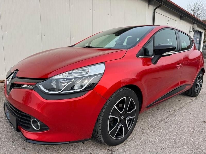 Gebraucht Renault Clio IV Authentique 65 PS (47 kW) 2015 Rot Limousine