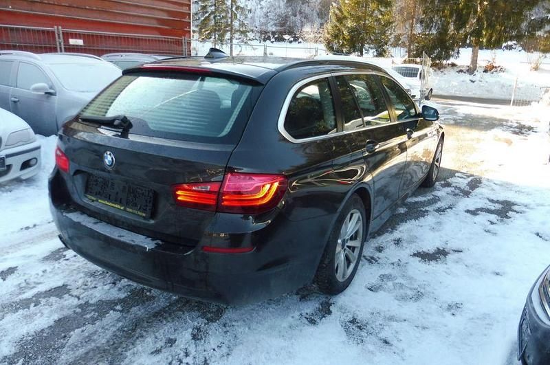 Gebraucht BMW 518 143 PS (105 kW) 2014 Schwarz Kombi