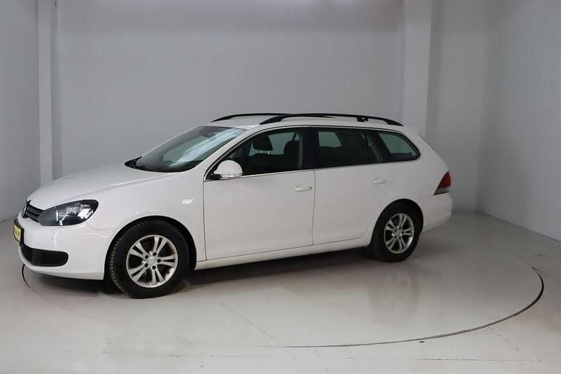 Gebraucht VW Golf VII Comfortline 105 PS (77 kW) 2012 Weiß Kombi