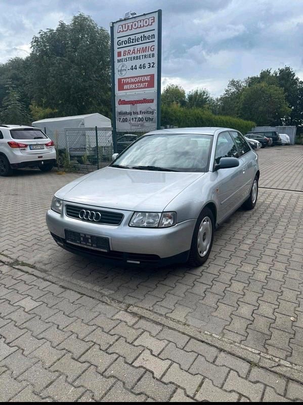 Silber Gebraucht 1997 Audi A3 Kleinwagen | 1.500 € (Guter Preis) - Bild 1/4